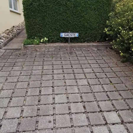 Moderne - Neu Renoviert - Ruhige Lage Apartamento Waldachtal