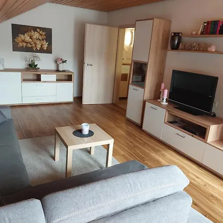 Moderne - Neu Renoviert - Ruhige Lage