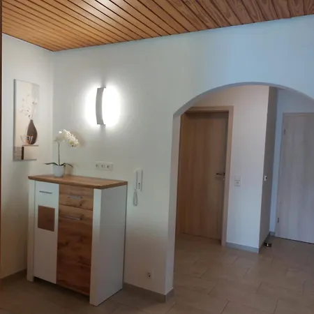 Moderne - Neu Renoviert - Ruhige Lage