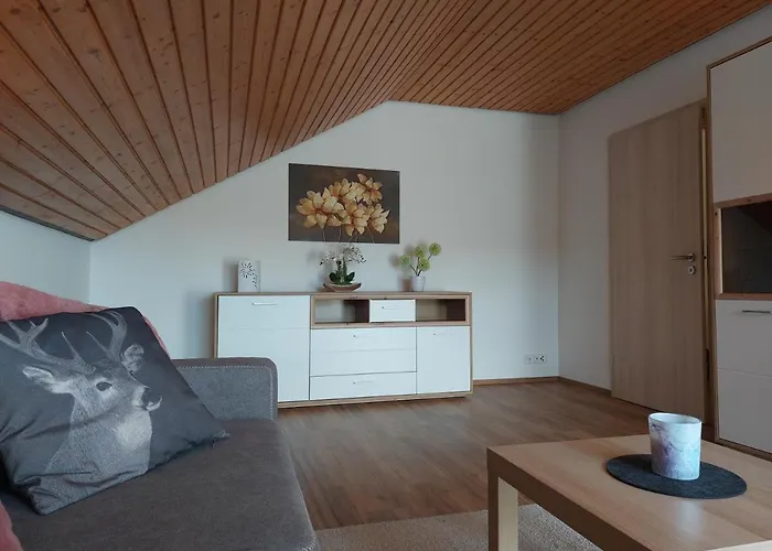 Moderne - Neu Renoviert - Ruhige Lage * Waldachtal