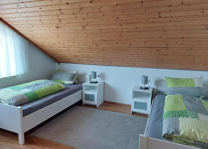 Moderne - Neu Renoviert - Ruhige Lage Waldachtal