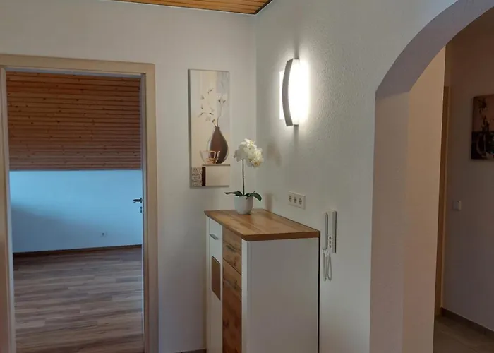 Moderne - Neu Renoviert - Ruhige Lage * Waldachtal